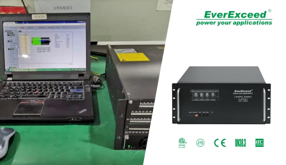 Bateria litowa EverExceed do montażu w stojaku Telecom jest teraz kompatybilna z prostownikiem marki DPC
